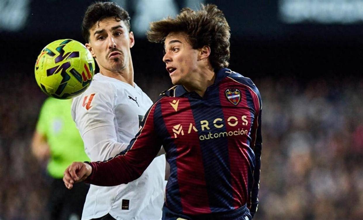 瓦伦西亚发布备战花絮，国际比赛日造点机会，西甲任务艰巨，资深球员宣示担当的简单介绍爱游戏体育