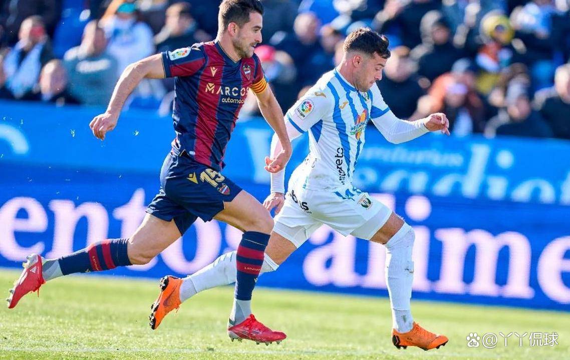 瓦伦西亚发布备战花絮,国际比赛日造点机会,西甲任务艰巨,资深球员宣示担当的简单介绍 瓦伦西亚发布备战花絮,国际比赛日造点机会,西甲任务艰巨,资深球员宣示担当的简单介绍